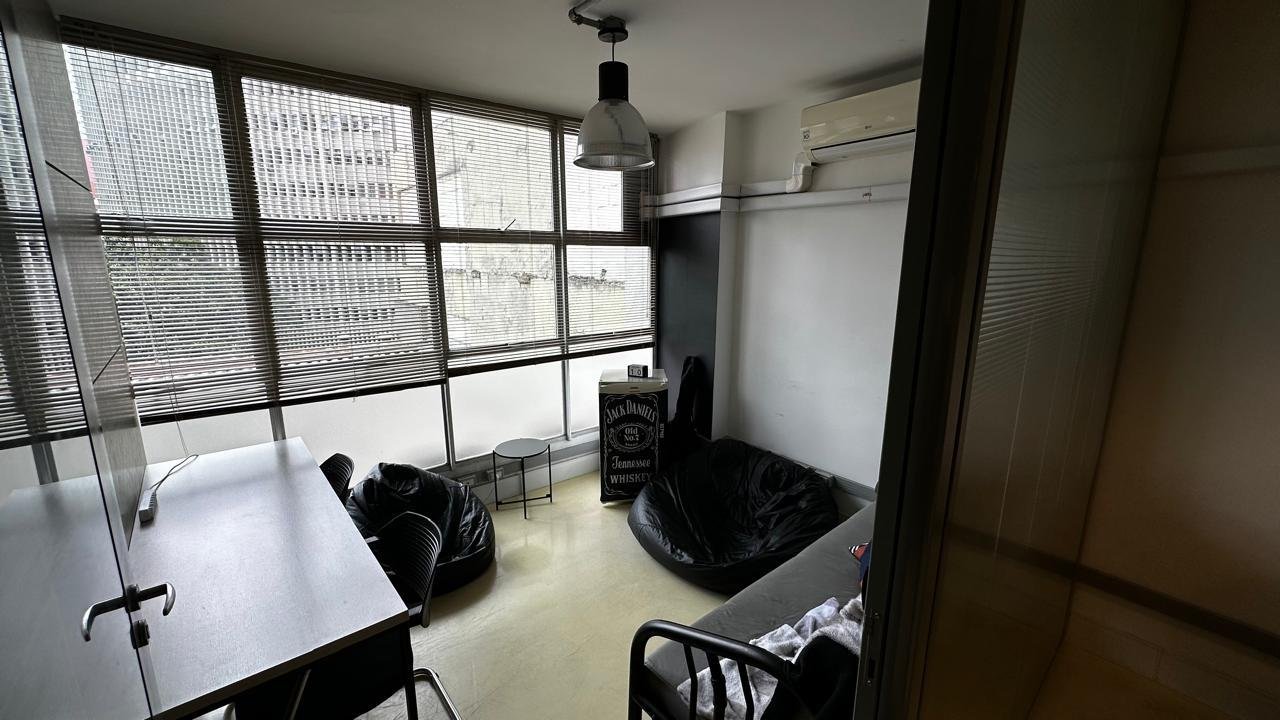 Pessoas no espaço compartilhado do WORKSPACE